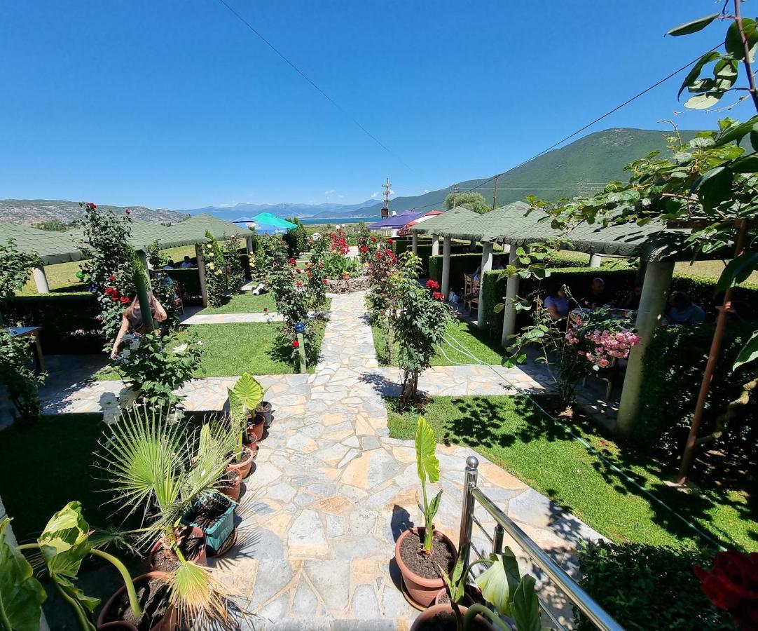 Hotel Restaurant Aleksander Korce Luaran gambar